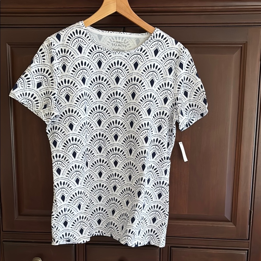 Talbots Blue and White Fitted Embellished Tee size M NWT